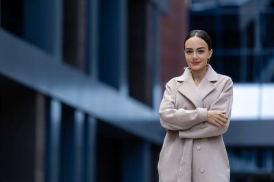 Anna-Yegoyan-4-LN.jpg 600x400