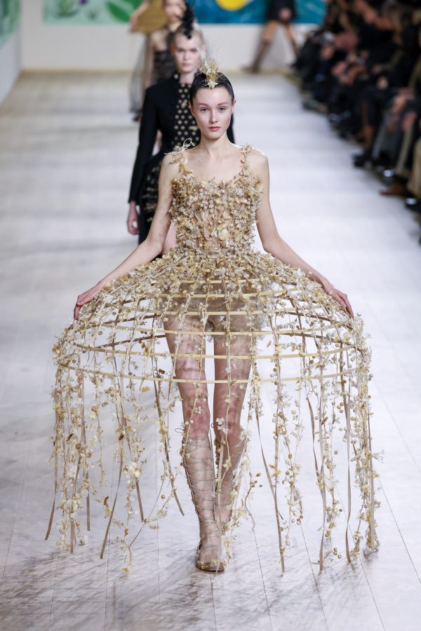 Dior-spring-2025-couture-1-LN 600x400