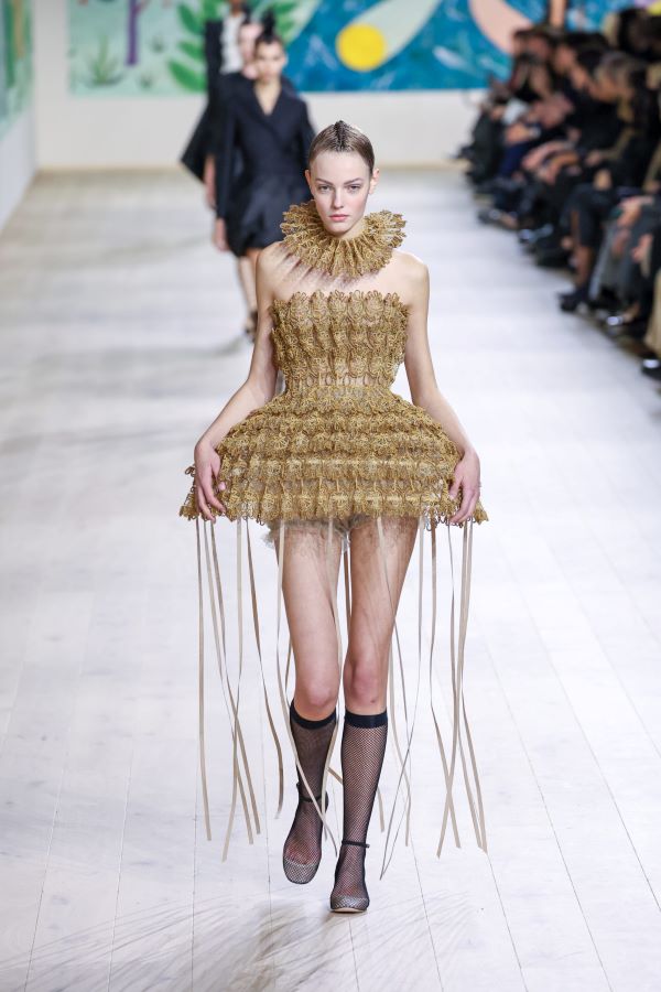 Dior-spring-2025-couture-17-LN.jpg 600x400