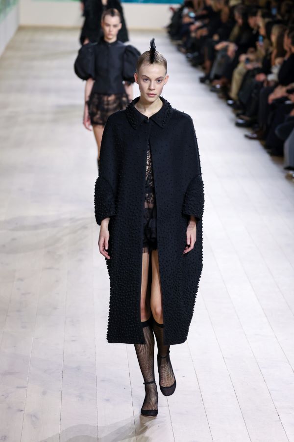 Dior-spring-2025-couture-24-LN.jpg 600x400
