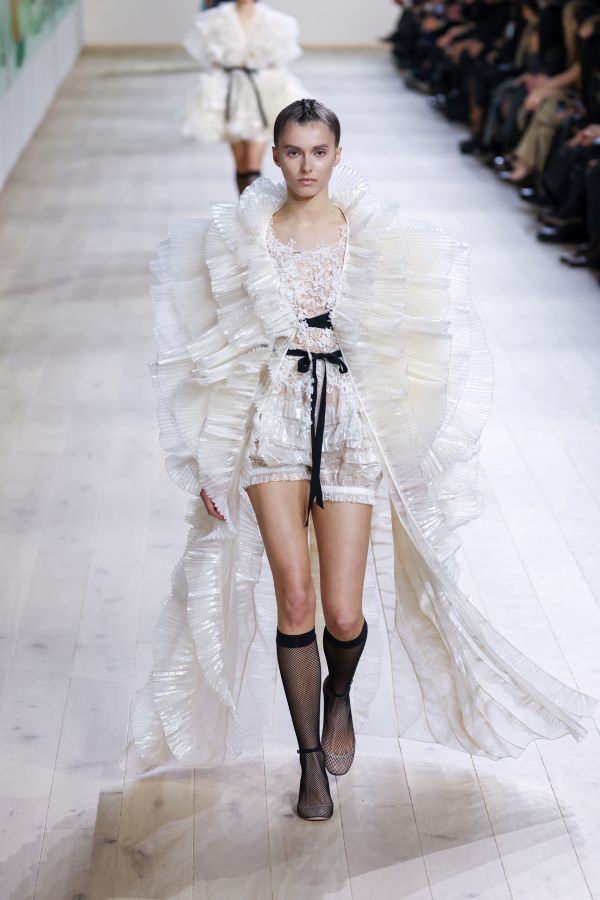 Dior-spring-2025-couture-5-LN.jpg 600x400
