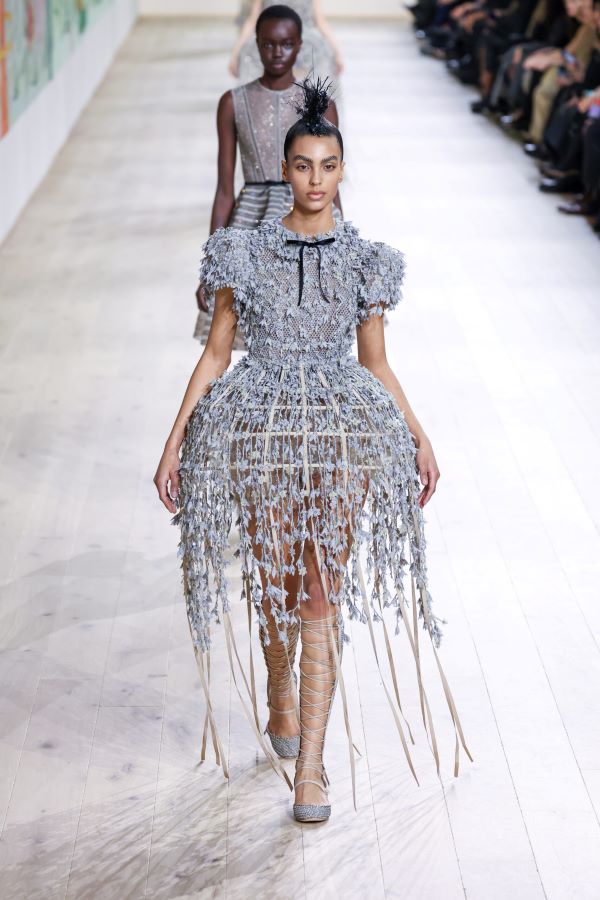 Dior-spring-2025-couture-9-LN.jpg 600x400