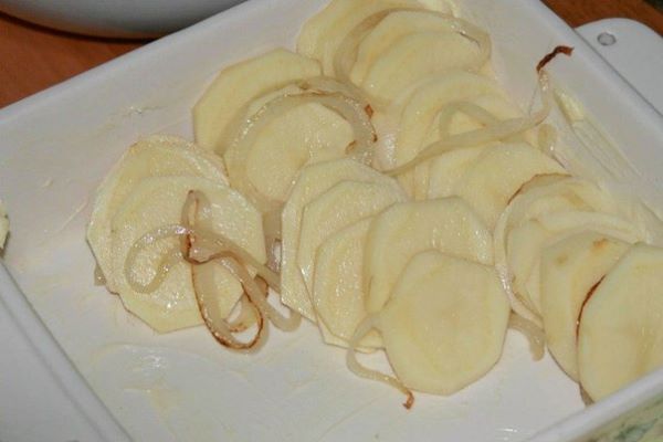 French-potato-pancakes-4-LN.jpg 600x400