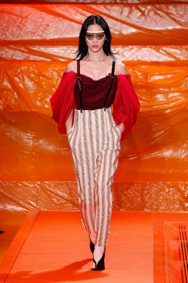 fashion-10-LN.jpg 600x400