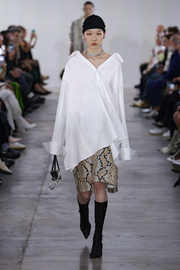 fashion-5-LN.jpg 600x400