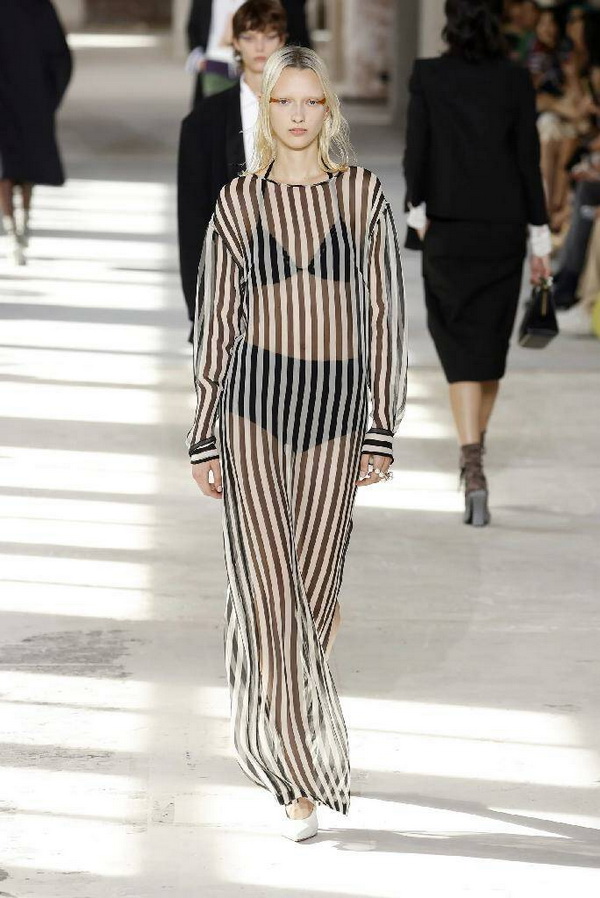 fashion-8-LN.jpg 600x400