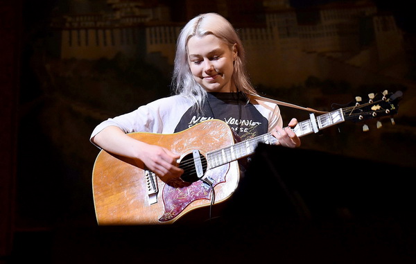 jenshchina-23-4-LN.jpg 600x400
