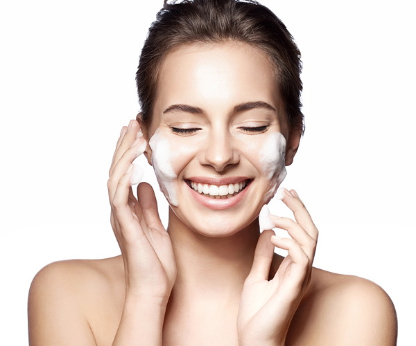 koja-lica-1-LN 600x580