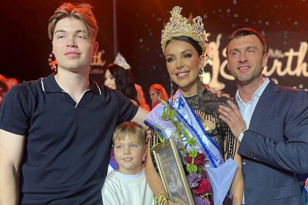 missis-rusia-3-LN.jpg 600x400