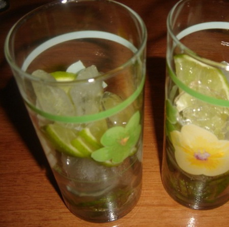 mohoto-4-LN.jpg 600x400