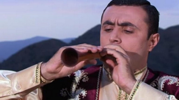 kamo seyranyan 600x580