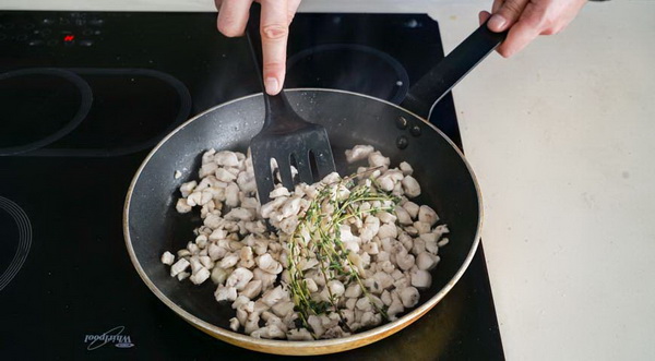 salat-granatovyi-braslet-5-LN.jpg 600x400