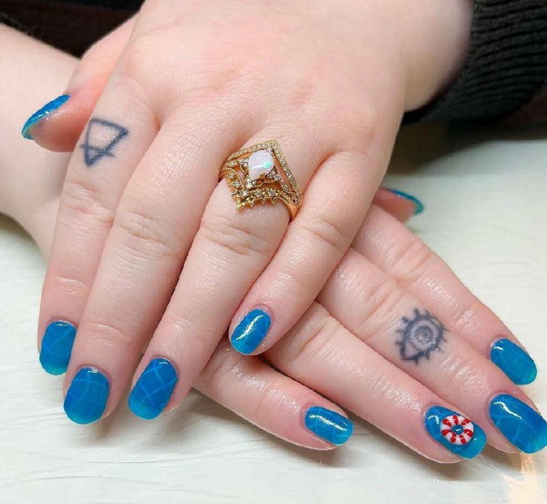 waternails-2-LN.jpg 600x400