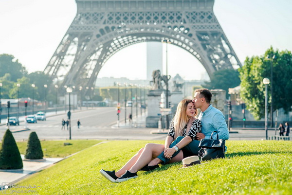 222-3-LN.jpg 600x400