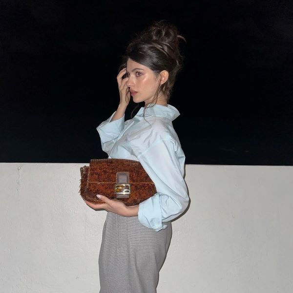 Ella-Rubin-5-LN.jpg 600x400