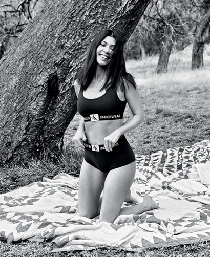 600x580