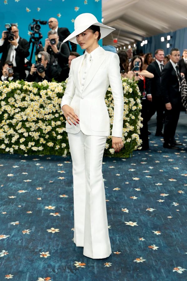 Met-Gala-2025-1-LN 600x400