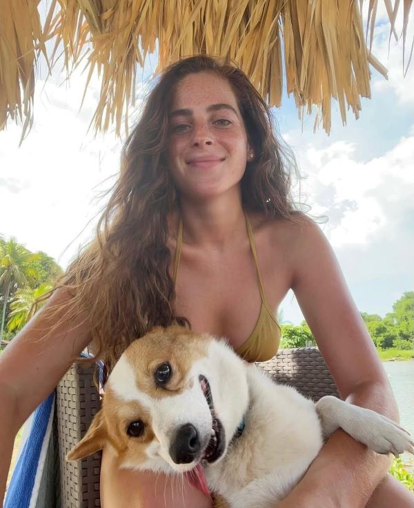 Miss-Universe-2025-10-LN.jpg 300x400