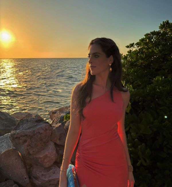 Miss-Universe-2025-7-LN.jpg 300x400