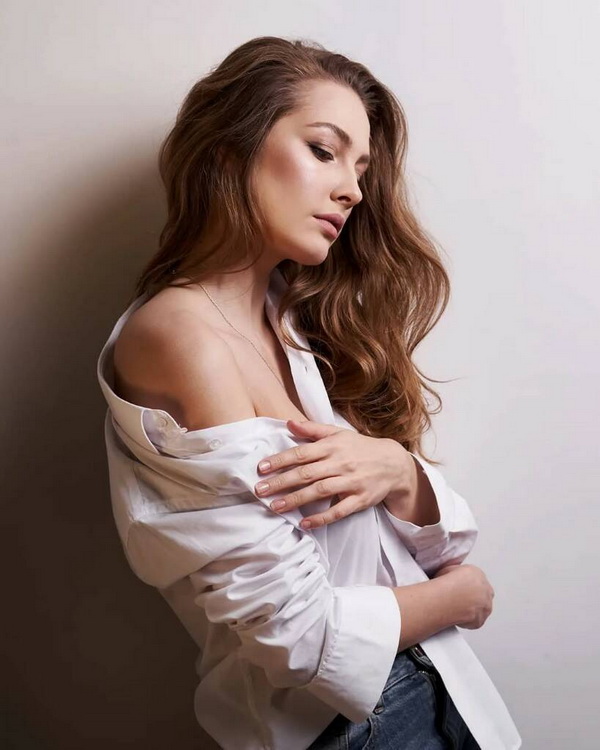 gracia-3-LN.jpg 600x400