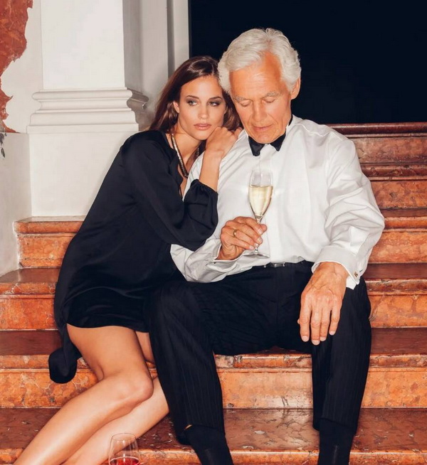 love-05.09-3-LN.jpg 600x400